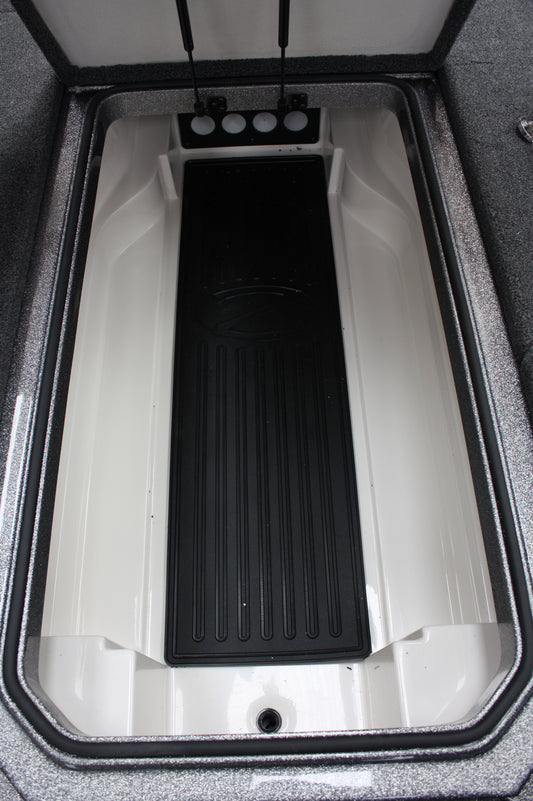 NPDRANG0016 Ranger® Z185 CENTER COMPARTMENT KIT